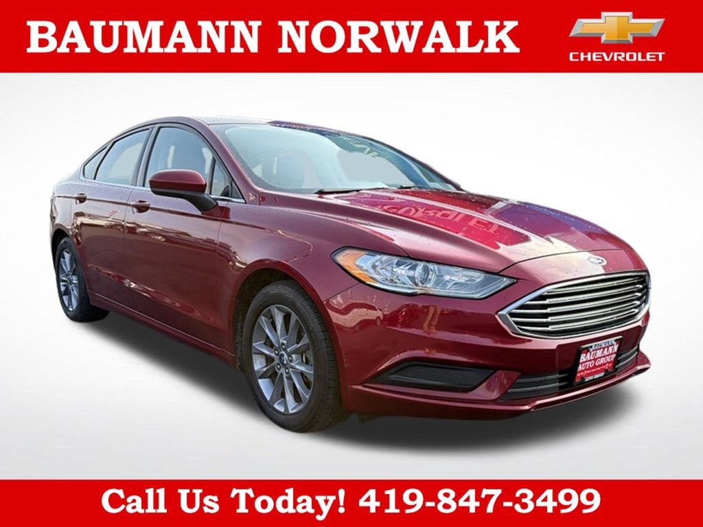 Used 2017 Ford Fusion SE