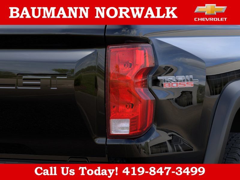 2026 Chevrolet Colorado Trail Boss - Photo 11