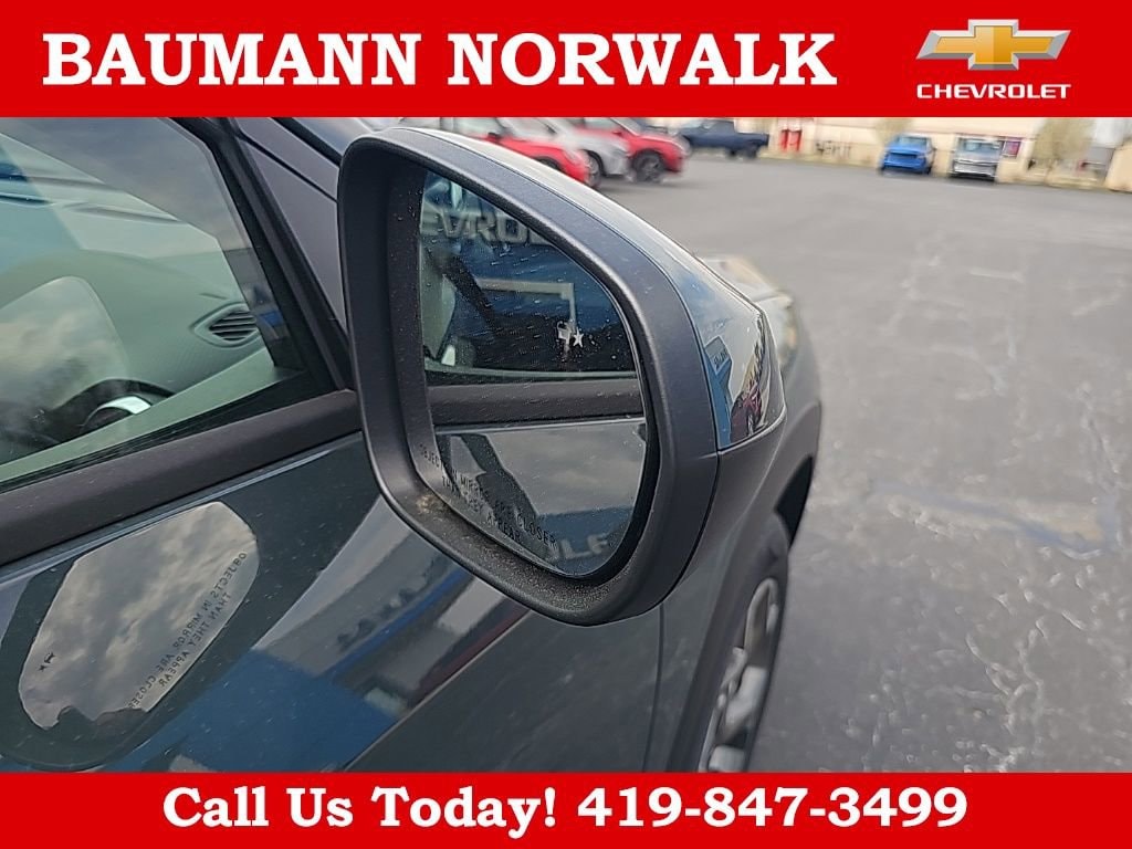 2026 Chevrolet Trax LT - Photo 42