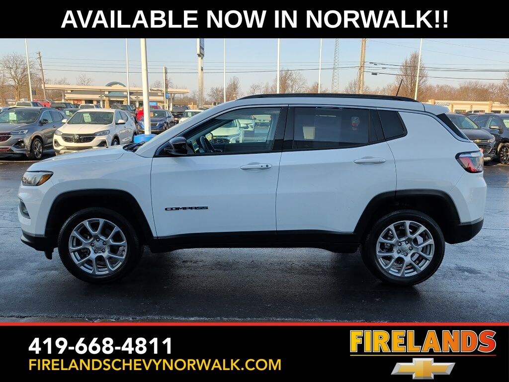Used 2022 Jeep Compass Latitude Lux SUV