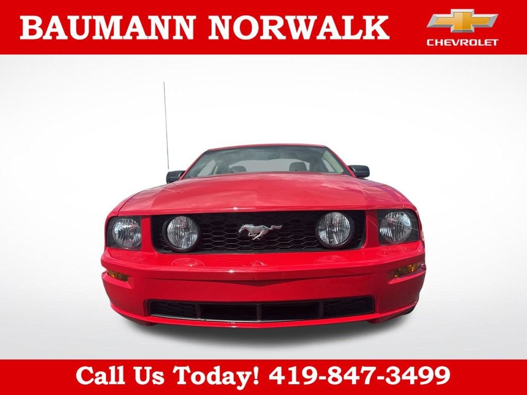 Used 2007 Ford Mustang GT Deluxe Coupe