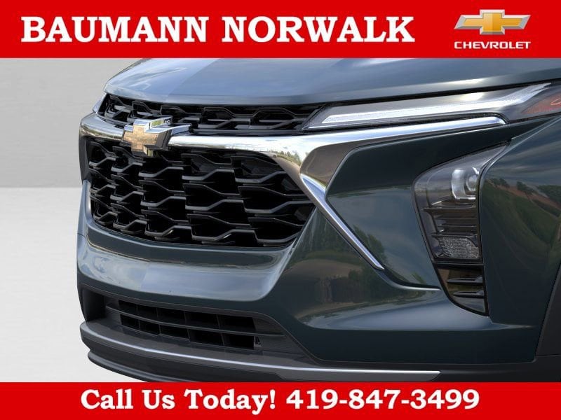 2026 Chevrolet Trax LT - Photo 13