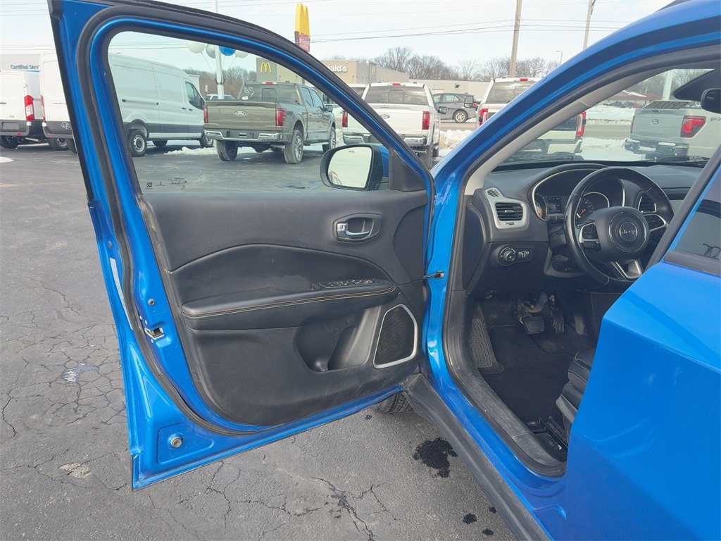 Used 2019 Jeep Compass Latitude with VIN 3C4NJDBB0KT813532 for sale in Genoa, OH