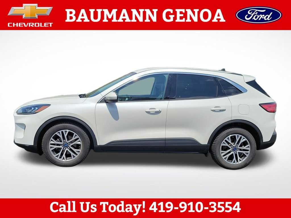 Used 2022 Ford Escape SEL with VIN 1FMCU0CZ0NUA17632 for sale in Genoa, OH