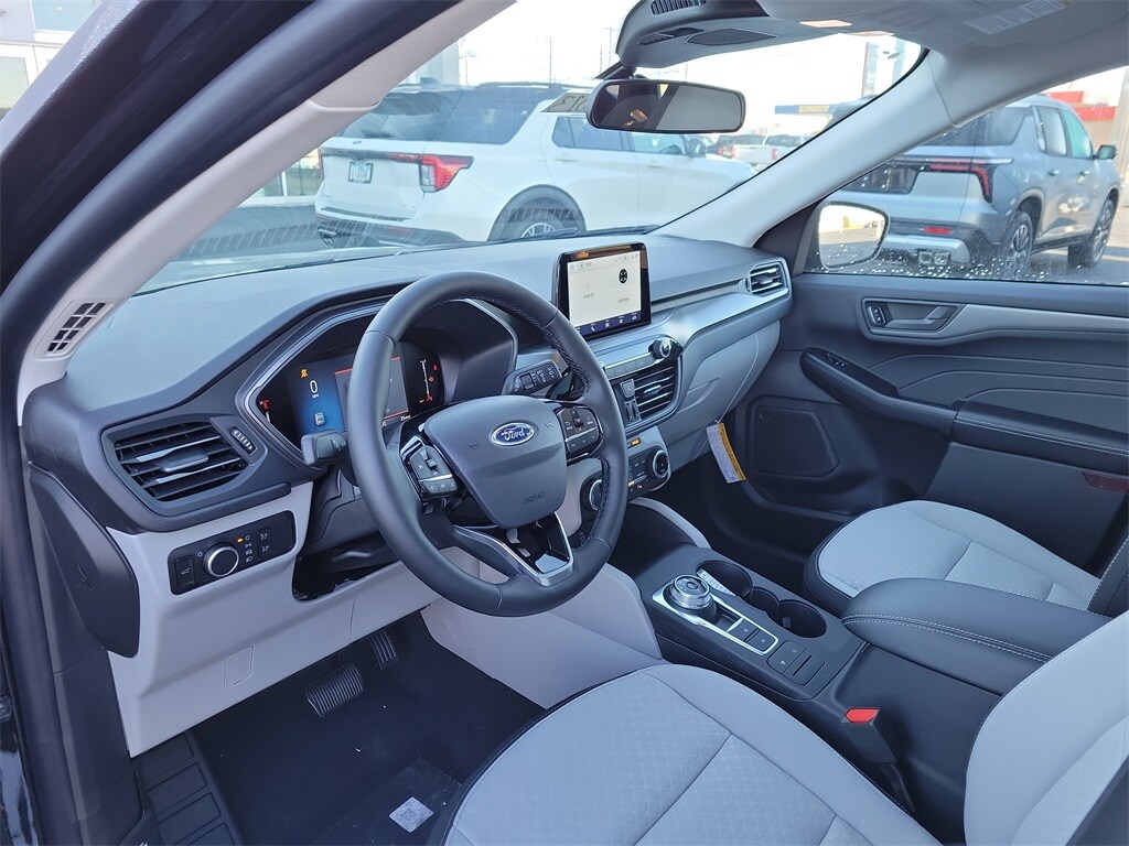 2026 Ford Escape Active photo 2