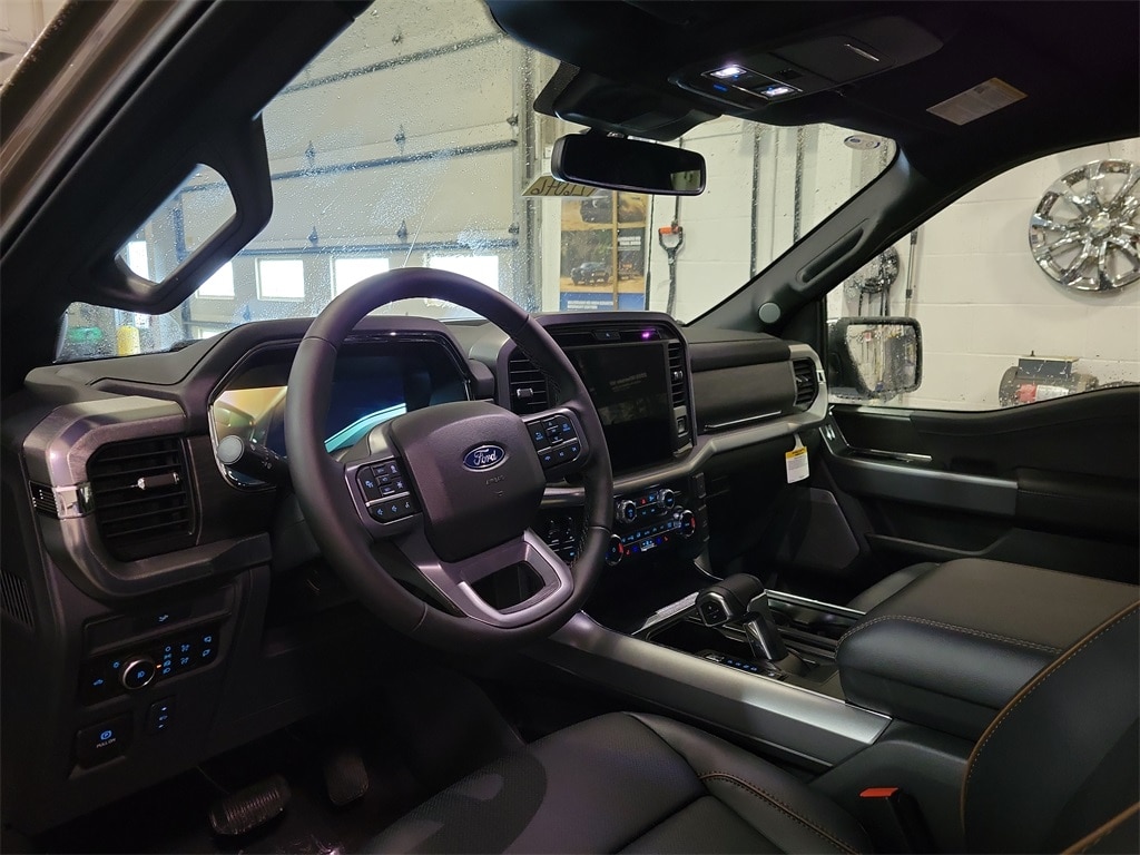 New 2026 Ford F-150 Lariat TRUCK