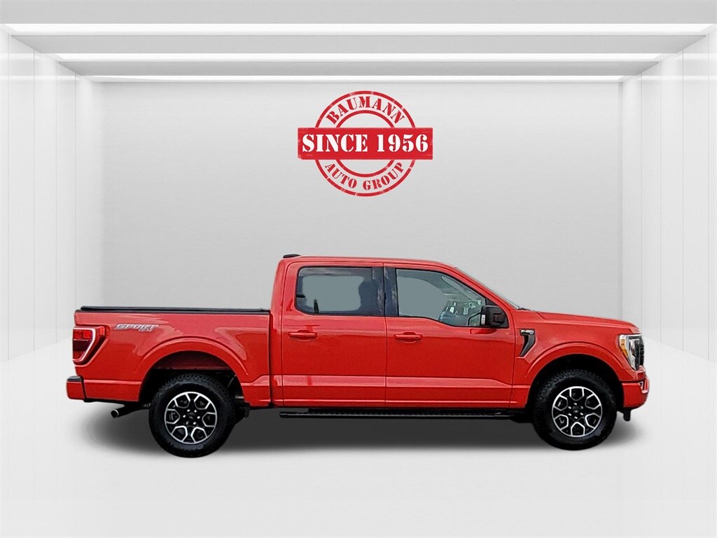 2023 Ford F-150 XLT photo 3