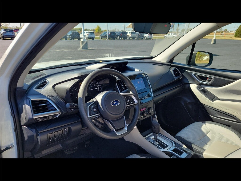 2019 Subaru Forester Base photo 3