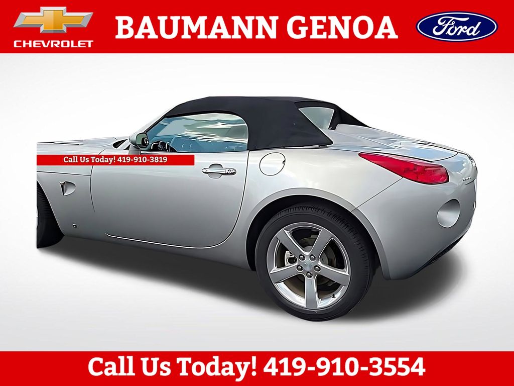 Used 2006 Pontiac Solstice Base with VIN 1G2MB35B16Y119133 for sale in Genoa, OH