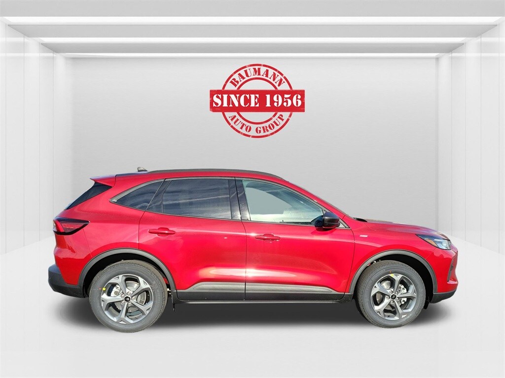 2026 Ford Escape ST-Line photo 4