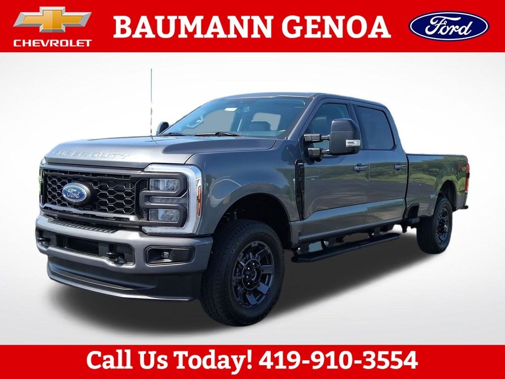 Used 2024 Ford F-250SD Lariat Truck