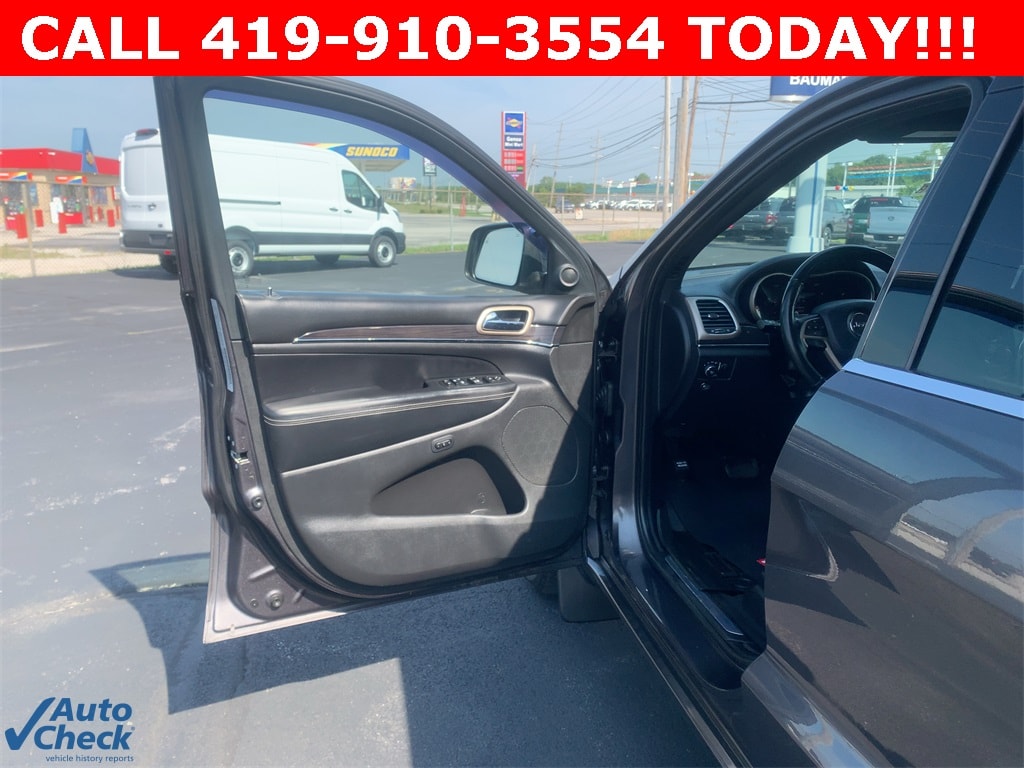 Used 2016 Jeep Grand Cherokee Overland with VIN 1C4RJFCG9GC305635 for sale in Genoa, OH