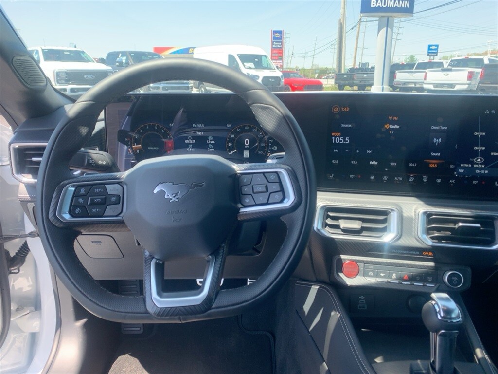 2025 Ford Mustang GT Premium Convertible photo 3