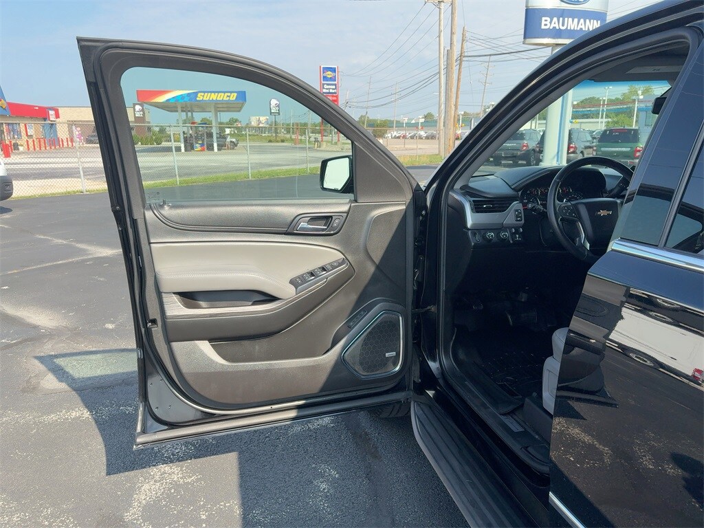 Used 2018 Chevrolet Tahoe LT with VIN 1GNSKBKC8JR102737 for sale in Genoa, OH