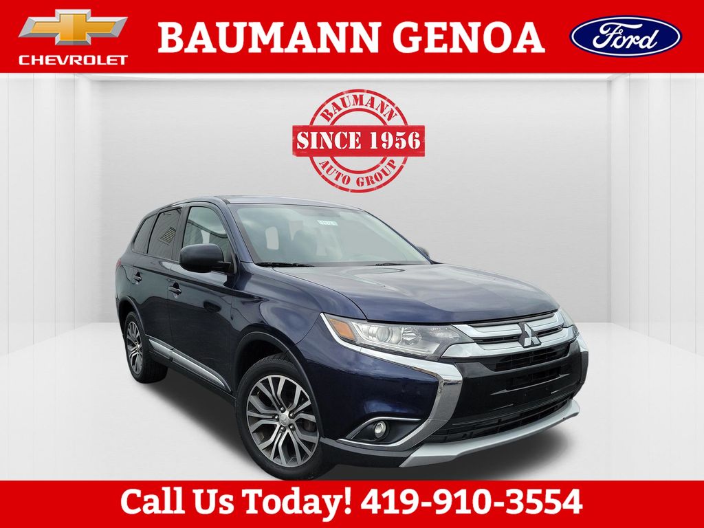 2016 Mitsubishi Outlander ES