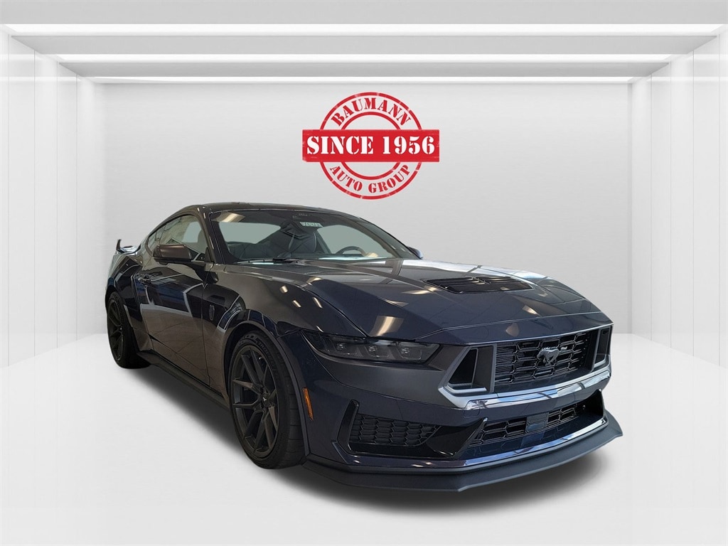 2025 Ford Mustang Dark Horse's photo