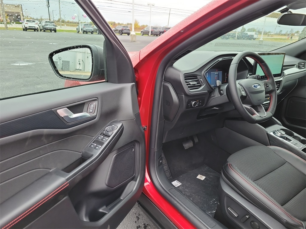 New 2026 Ford Escape ST-Line SUV