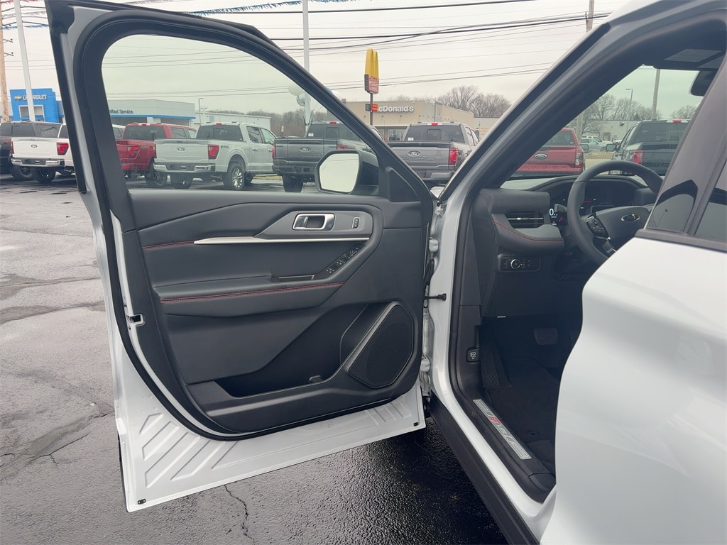 New 2026 Ford Explorer ST-Line SUV