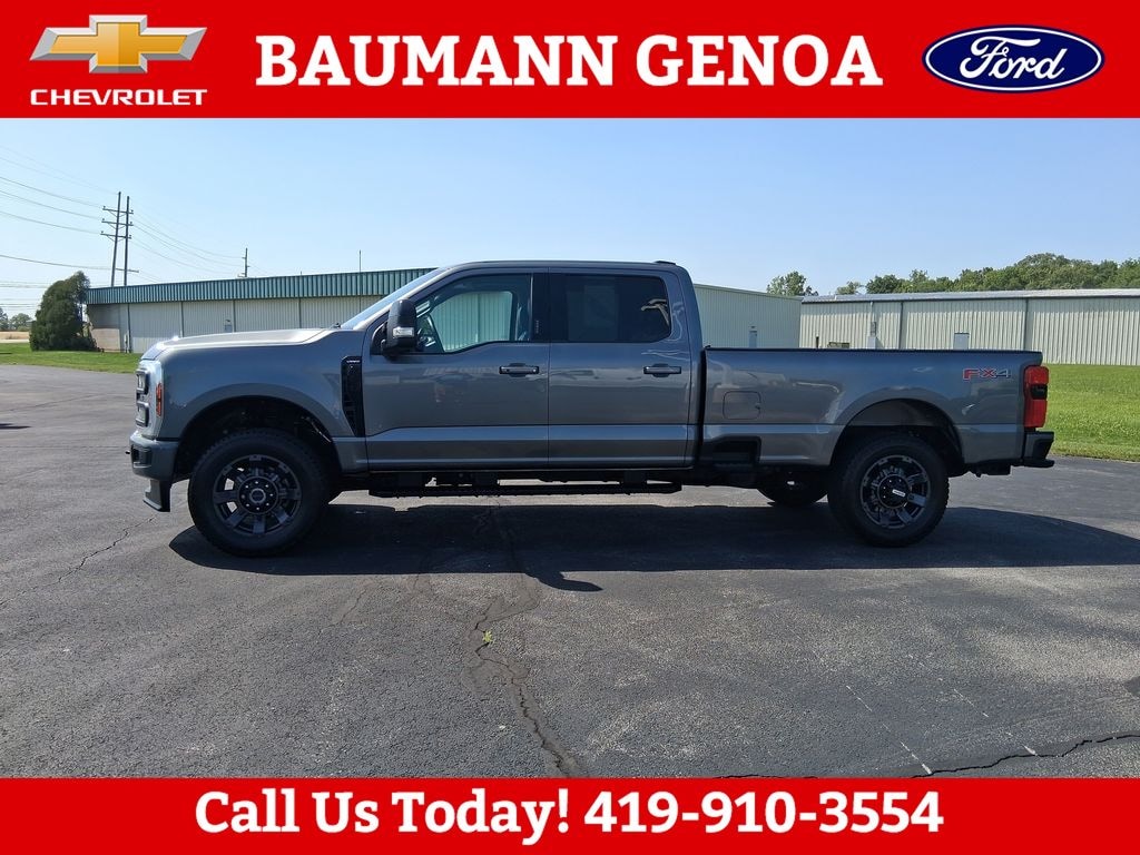 Used 2024 Ford F-250SD Lariat Truck