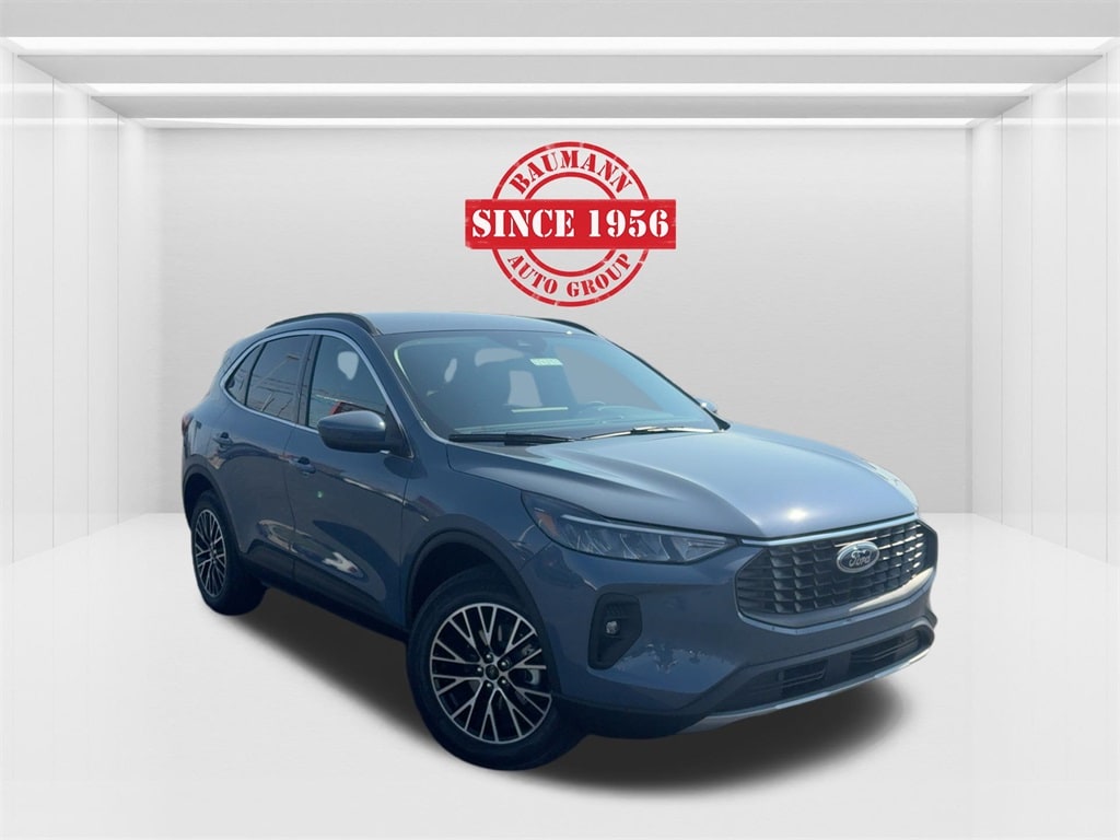 2025 Ford Escape PHEV's photo
