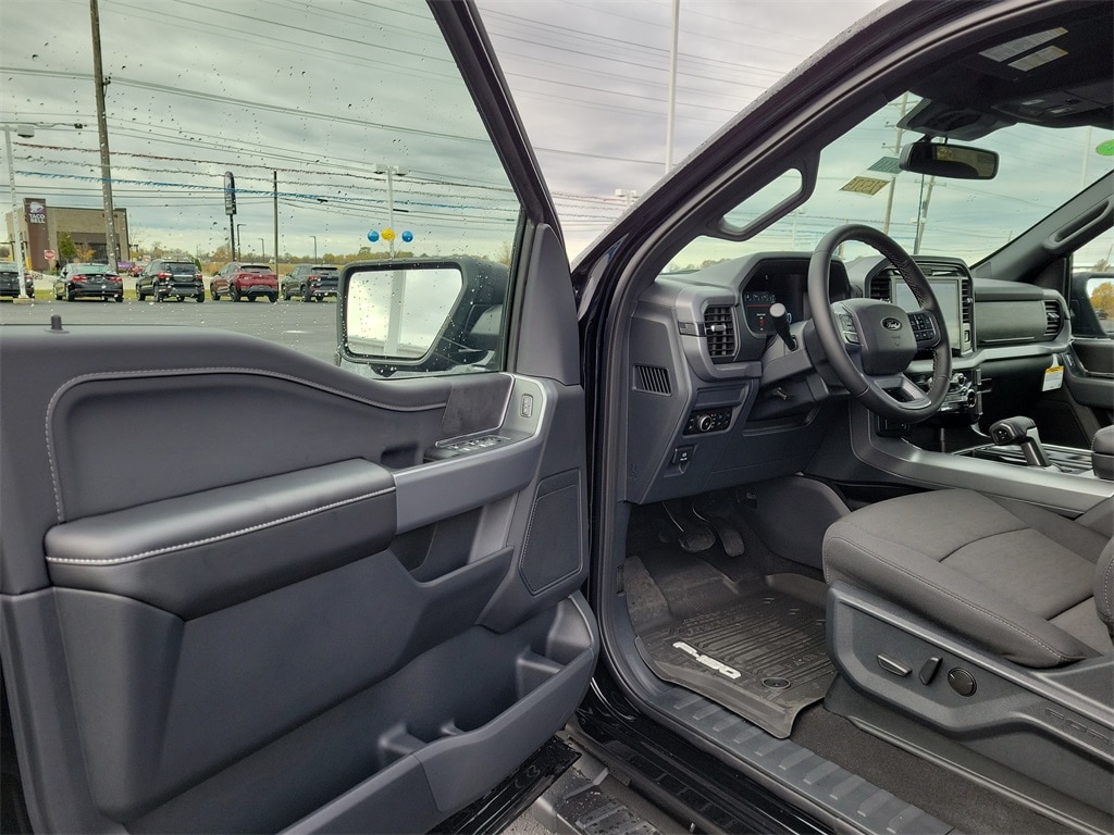 New 2025 Ford F-150 XLT TRUCK