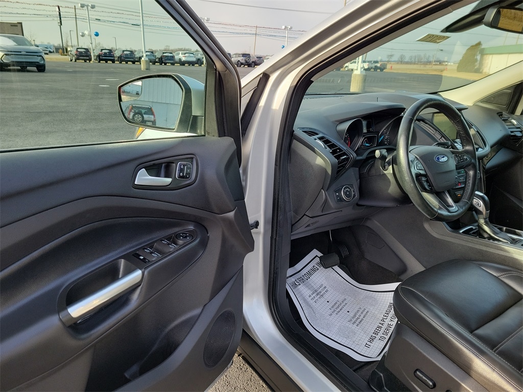 Used 2019 Ford Escape Titanium SUV