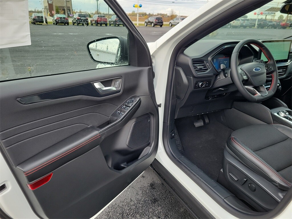 New 2026 Ford Escape ST-Line SUV