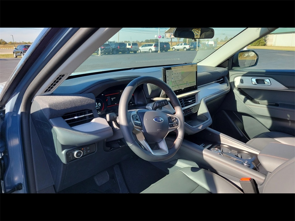 New 2025 Ford Explorer Active SUV