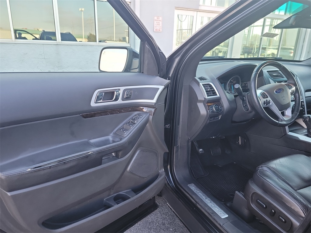 Used 2014 Ford Explorer Limited with VIN 1FM5K8F89EGB41865 for sale in Genoa, OH