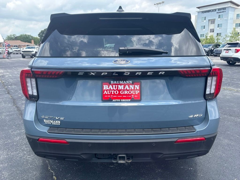 Used 2025 Ford Explorer Active SUV