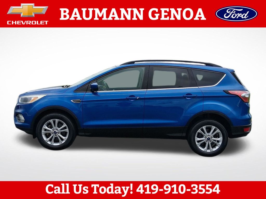 Used 2018 Ford Escape SE with VIN 1FMCU9GD5JUB71122 for sale in Genoa, OH
