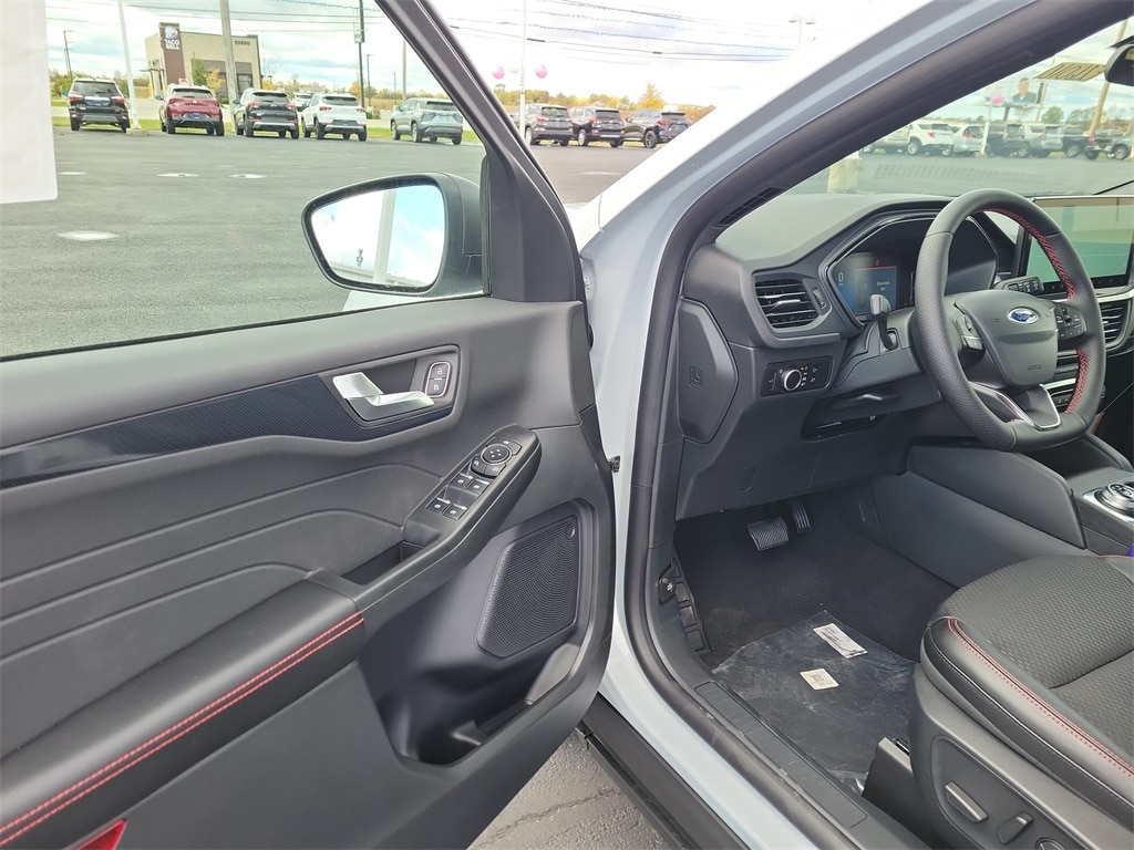 New 2026 Ford Escape ST-Line SUV