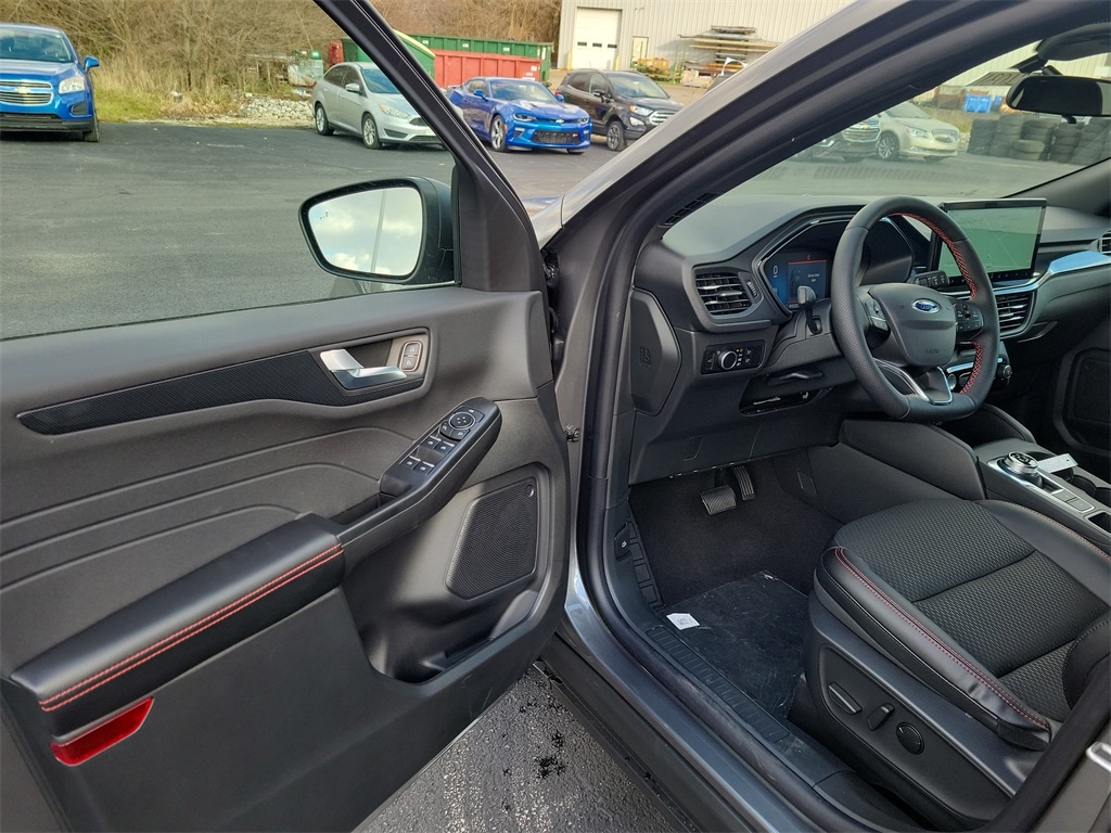 New 2026 Ford Escape ST-Line SUV