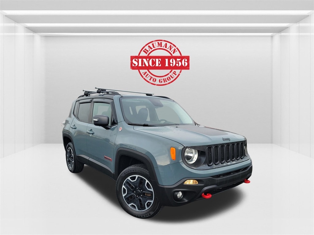 2016 Jeep Renegade Trailhawk's photo