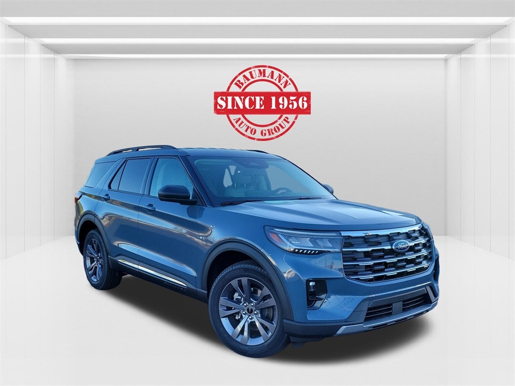 2025 Ford Explorer Active's photo