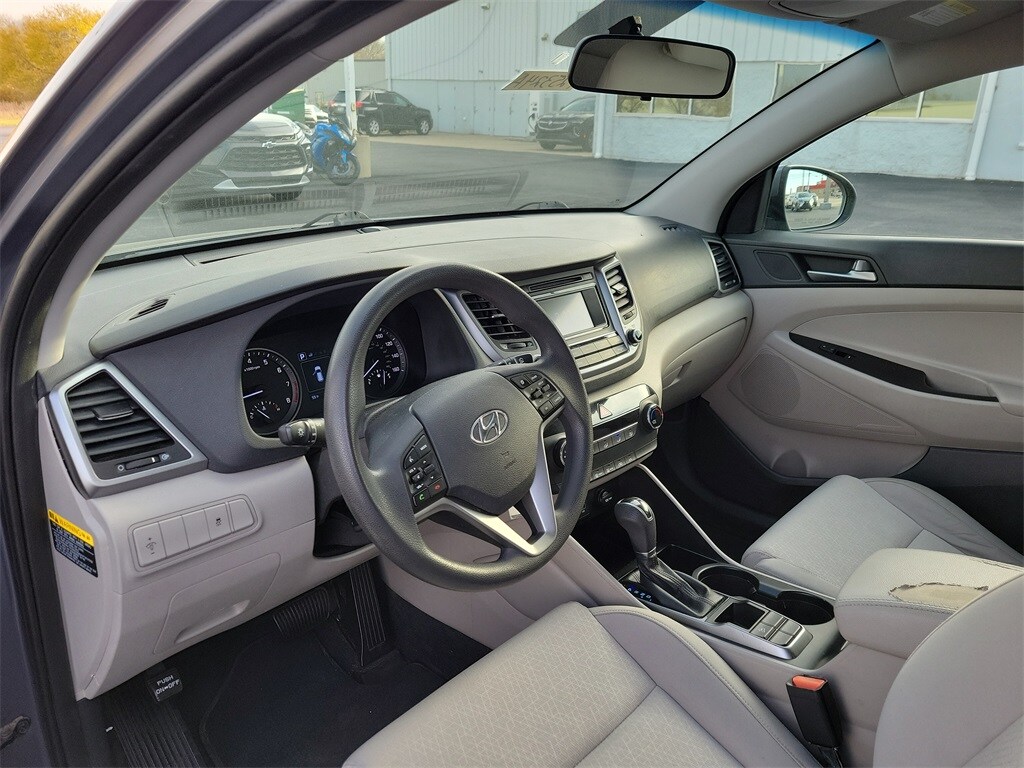 2017 Hyundai Tucson SE photo 3