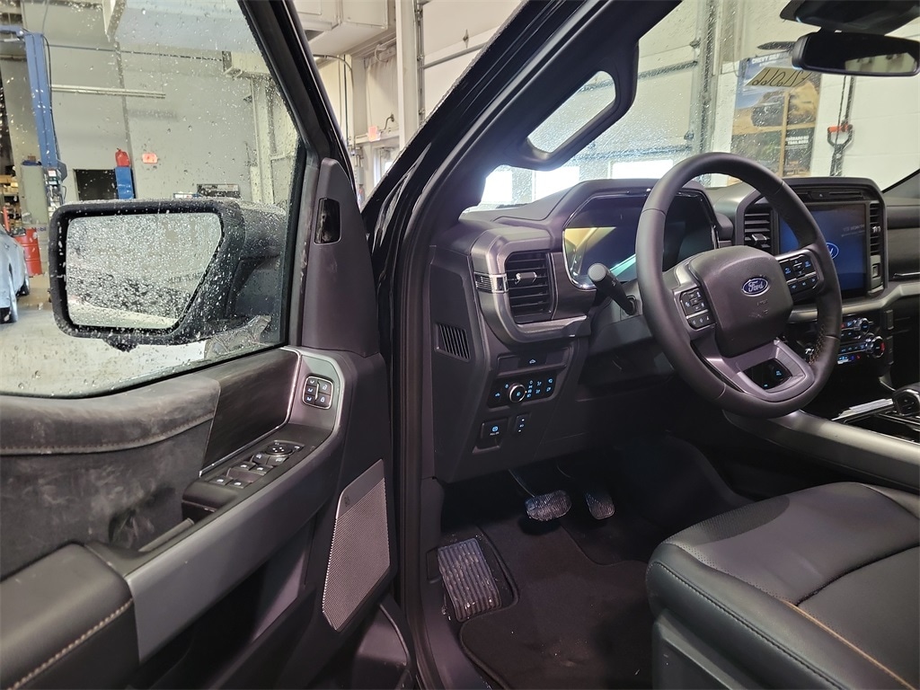 New 2026 Ford F-150 Lariat TRUCK