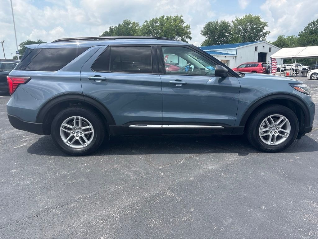 Used 2025 Ford Explorer Active SUV