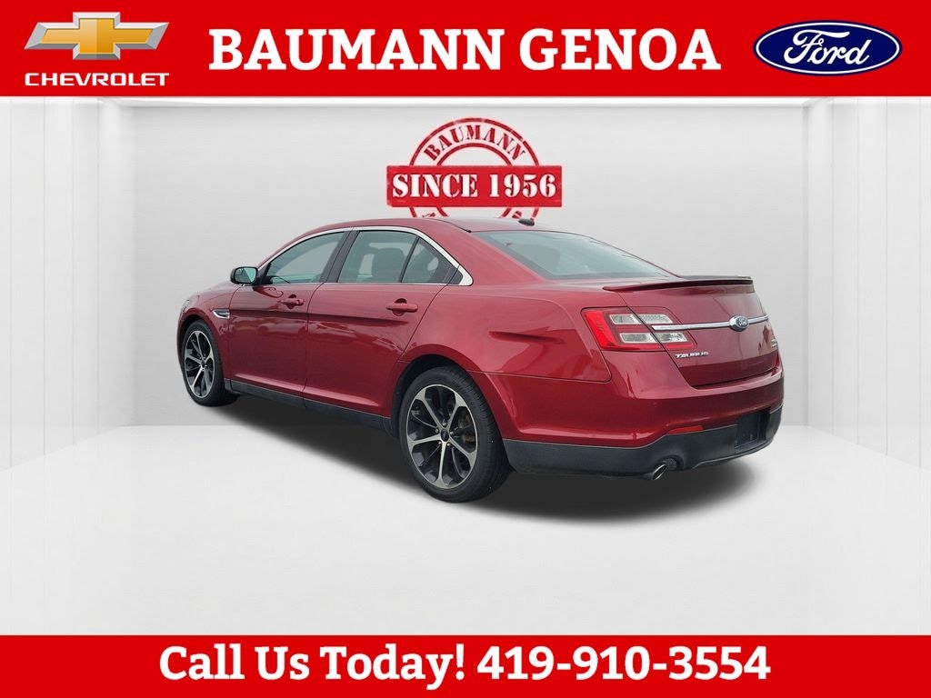 Used 2015 Ford Taurus SEL Sedan