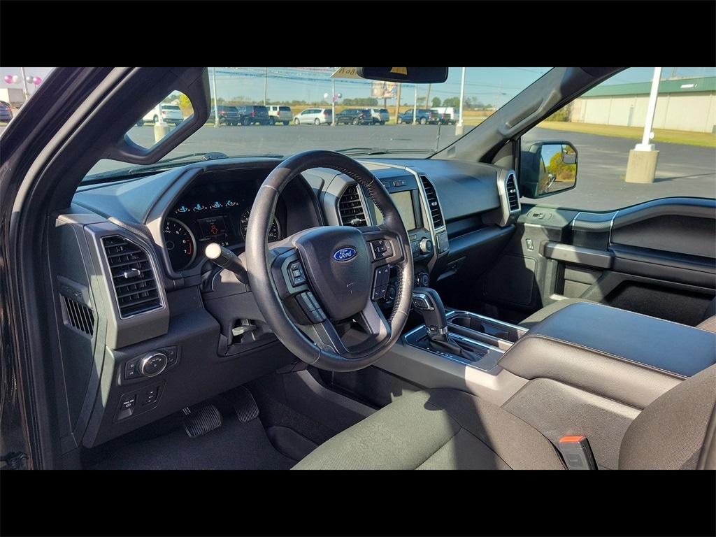 Used 2020 Ford F-150 XLT Truck