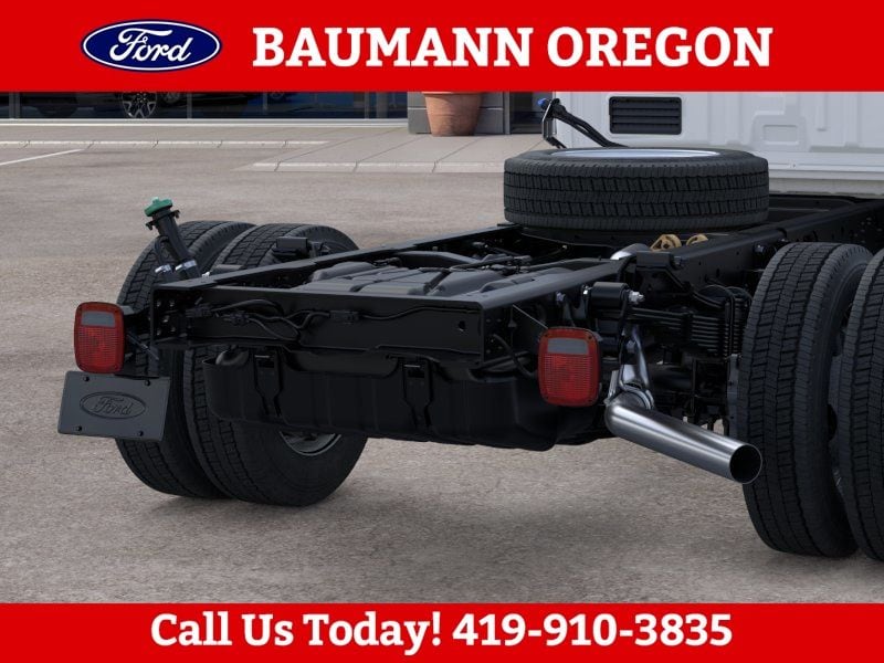 2026 Ford F-450 Super Duty Chassis Cab XL - Photo 21