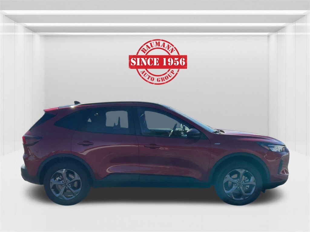2025 Ford Escape ST-Line photo 3