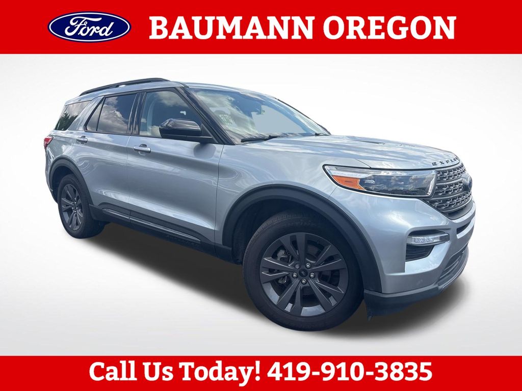 2022 Ford Explorer XLT 4WD's photo