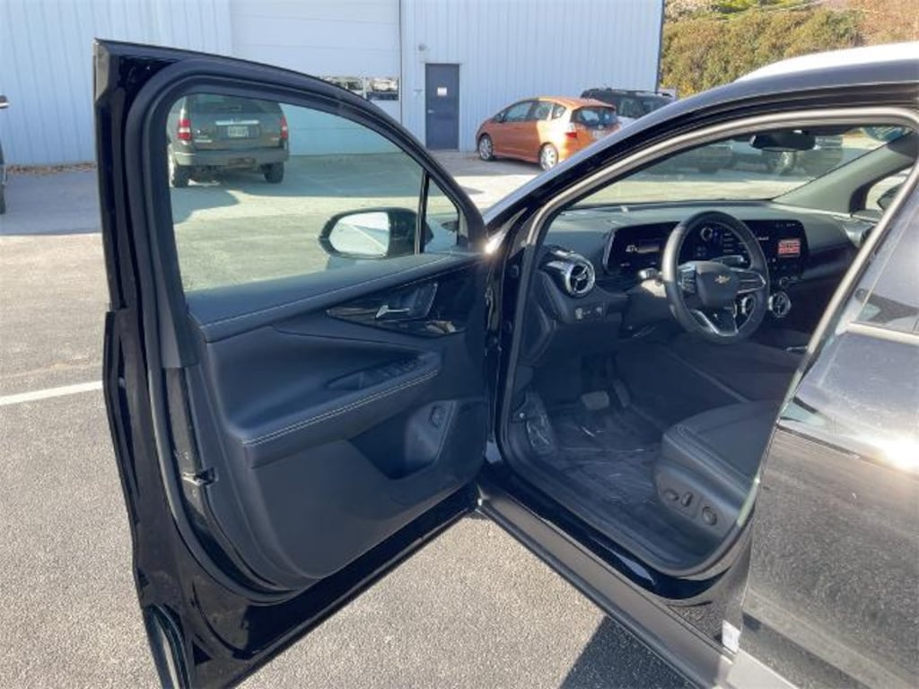 Used 2025 Chevrolet Blazer EV LT SUV