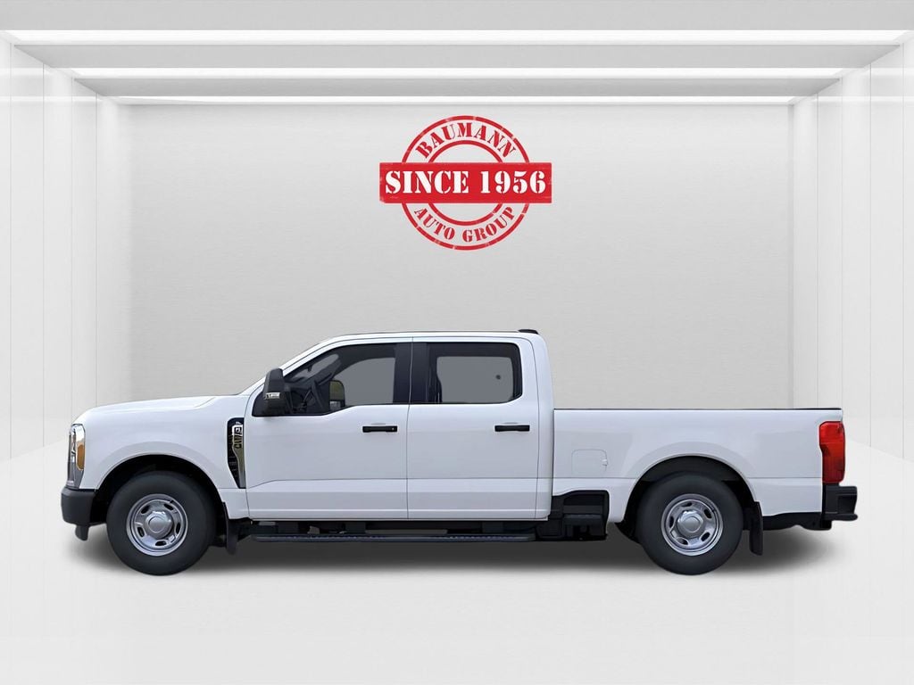 New 2025 Ford F-250 XL Truck Crew Cab