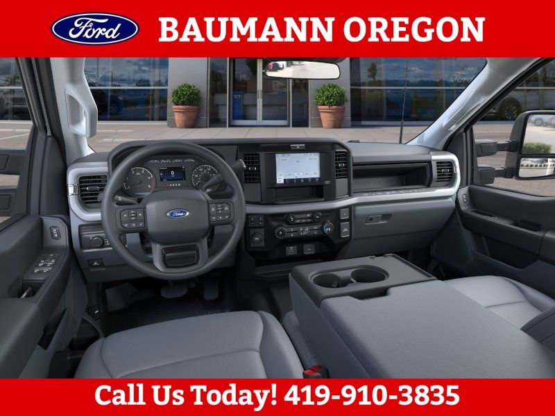 2026 Ford F-450 Super Duty Chassis Cab XL - Photo 9