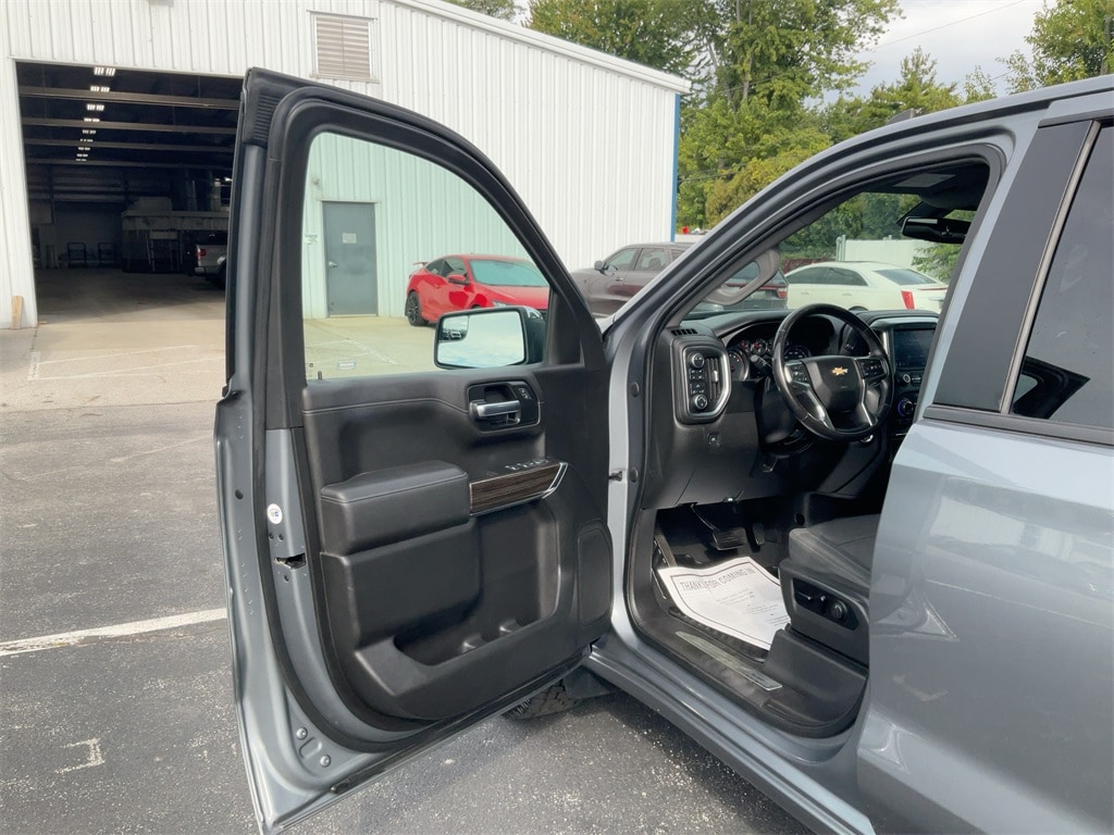 Used 2021 Chevrolet Silverado 1500 LT Truck Crew Cab