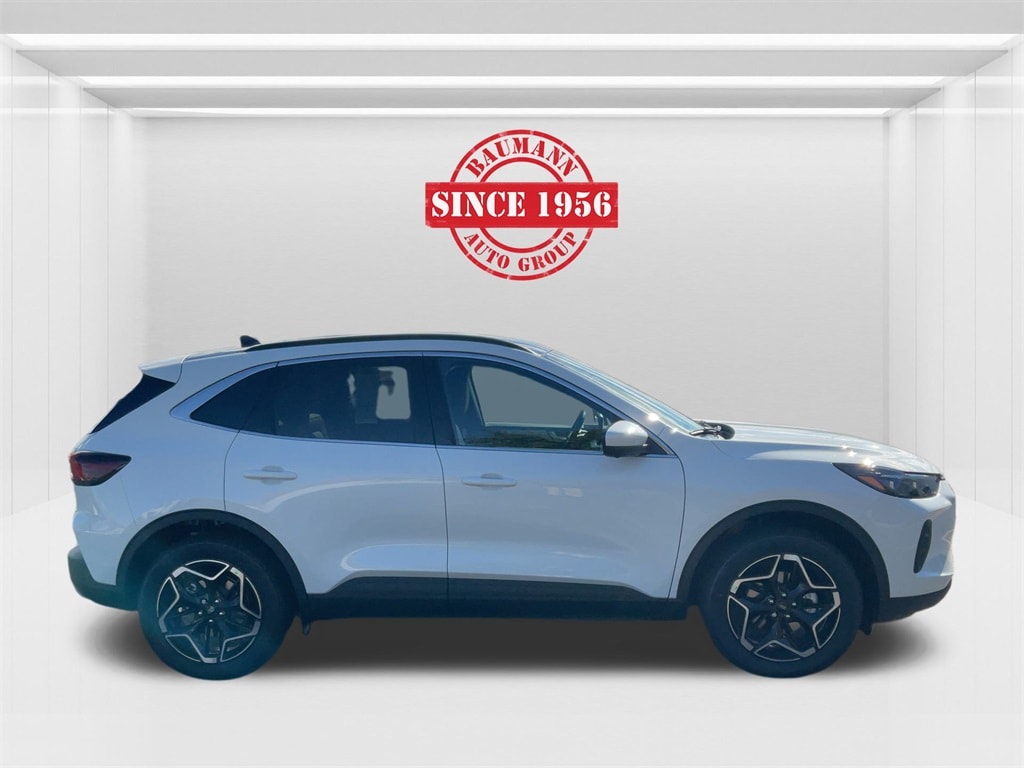 New 2026 Ford Escape Platinum SUV