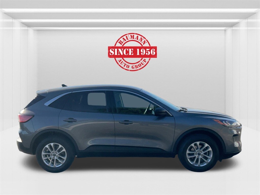 2022 Ford Escape SE photo 4