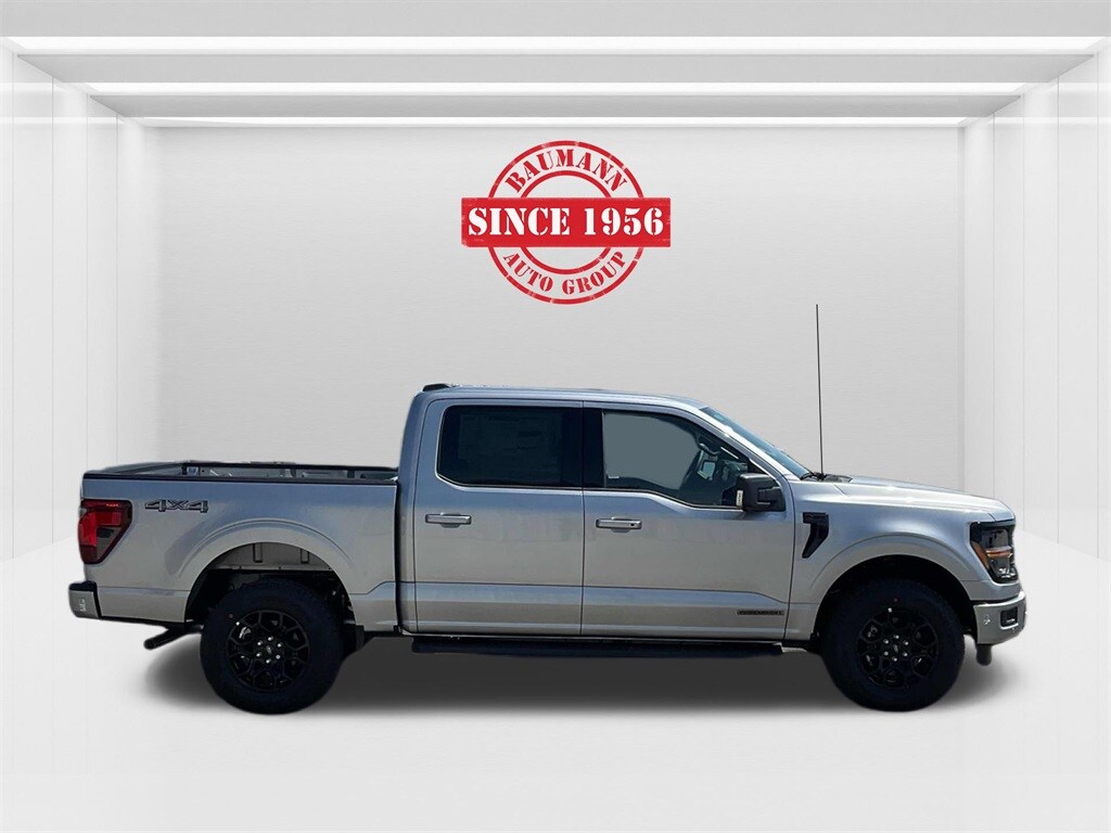 2025 Ford F-150 XLT photo 4